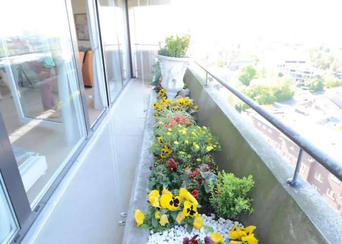 Luxury Apartment In Duesseldorf Near Trade Fair