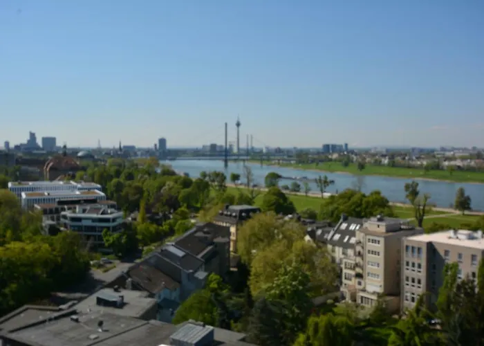 Luxury Apartment In Duesseldorf Near Trade Fair